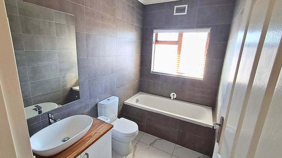 3 Bedroom Property for Sale in Morgenster Heights Western Cape